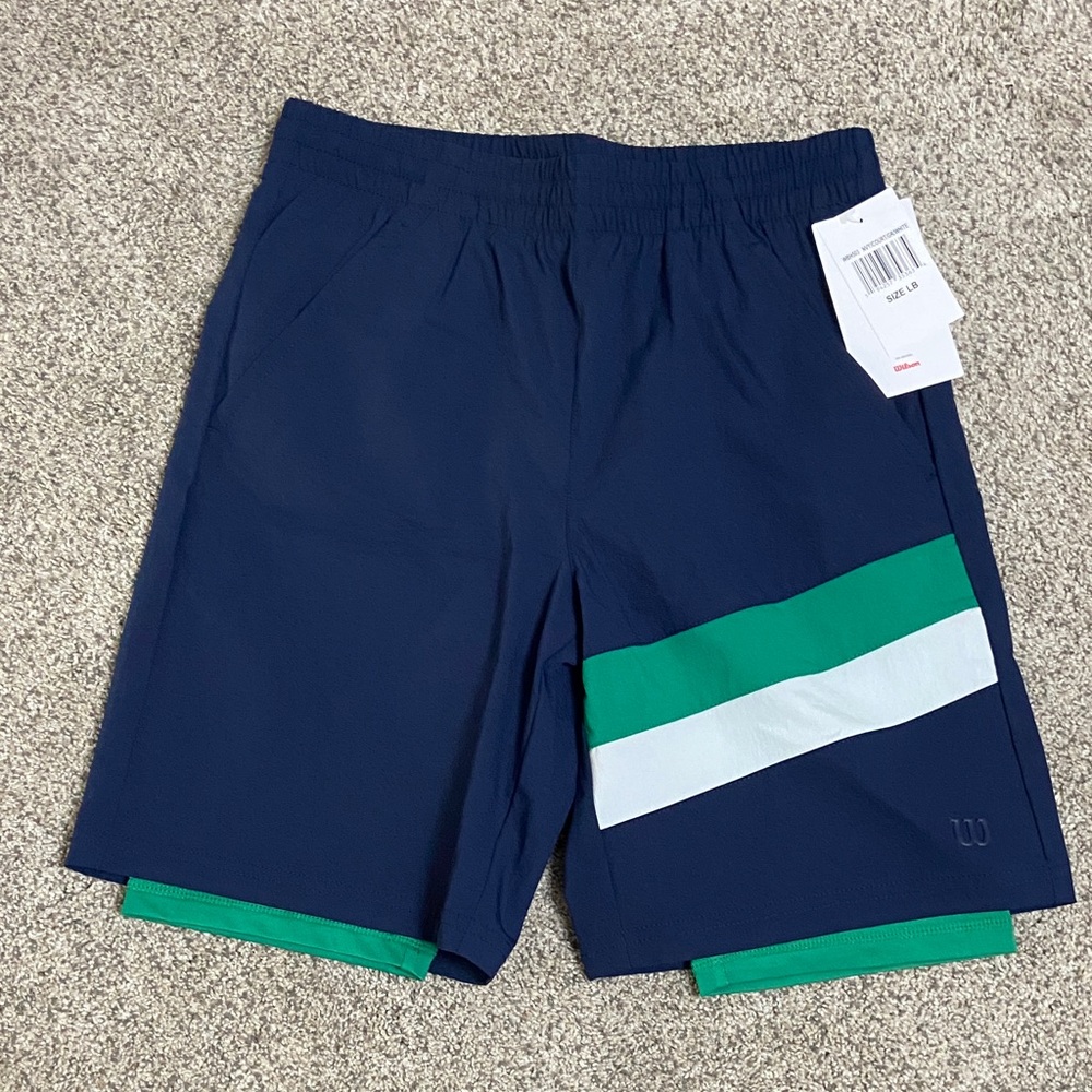 Wilson boys court shorts size large NWT